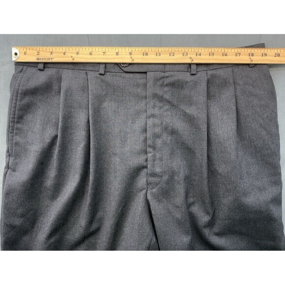 Lauren Ralph Lauen Total Comfort Dress Pants Mens 38x32 Gray Pleated Cuffed - Picture 4 of 11